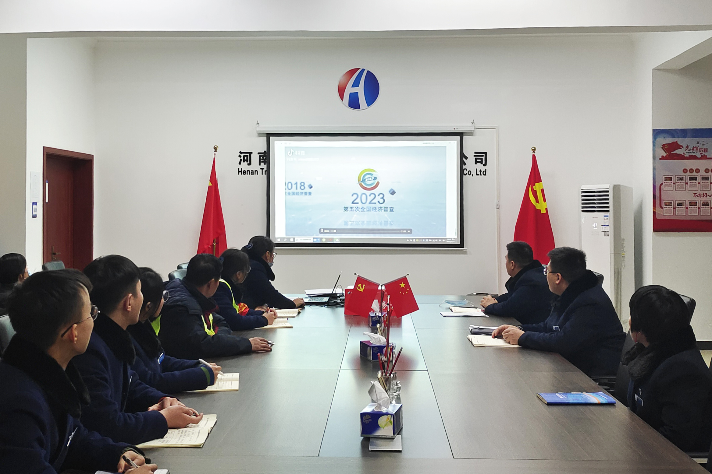 8bd668de3d26a494122ce8f300bfbb.jpg 8bd668de3d26a494122ce8f300bfbb.jpg