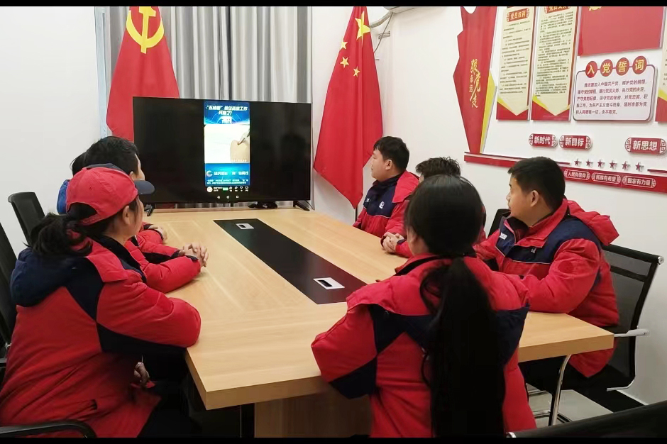 信陽站普查宣傳觀看短視頻.jpg 信陽站普查宣傳觀看短視頻.jpg